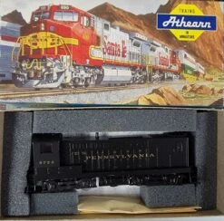 Athearn 3707 HO Scale Baldwin S-12 Diesel (Blue Box Kit) PennsylvaniaPRR 8792 - NOS