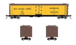 Athearn ATH50038, HO Scale 50ft Ice Bunker Reefer, PRR FGE #1816